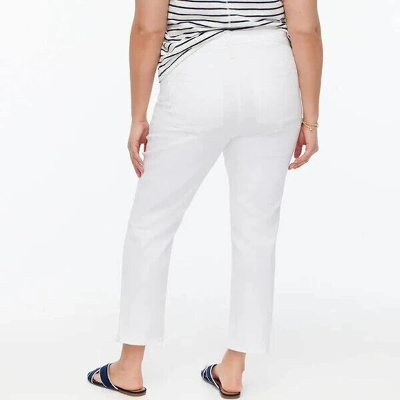 J Crew Jeans Essential Sraight WHITE jean in all-day stretch Size 32 Petite - Picture 3 of 6